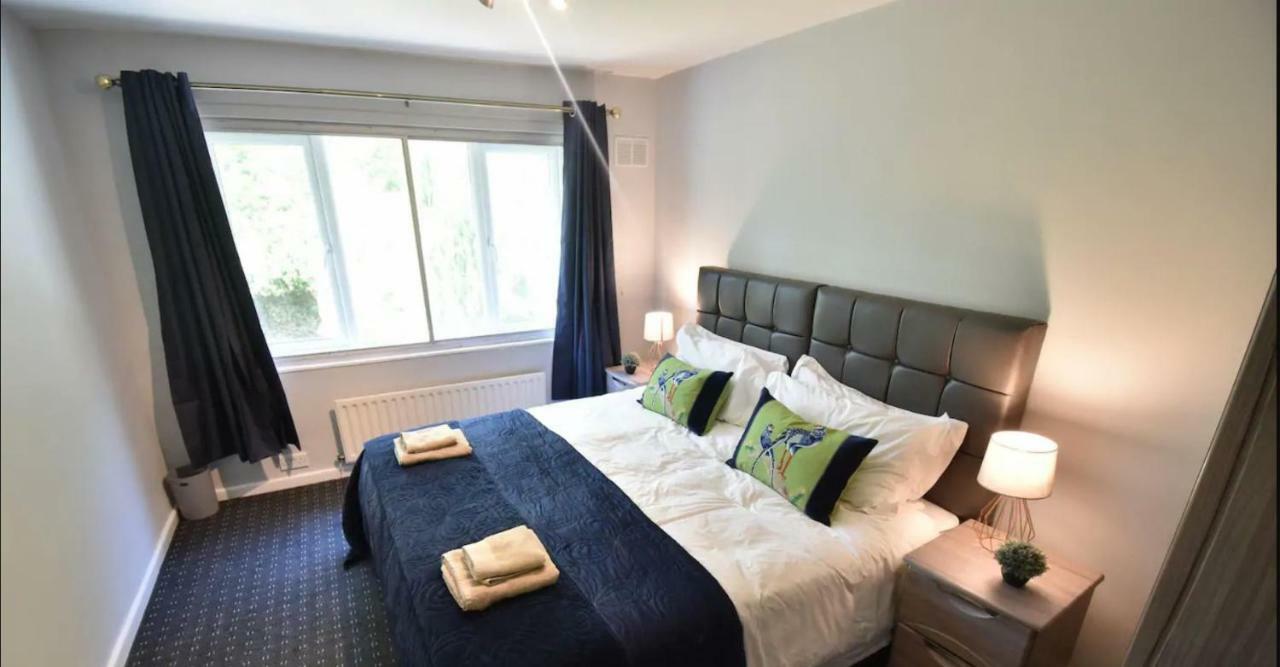 3-Bedroom Comfy Home In Solihull Esterno foto