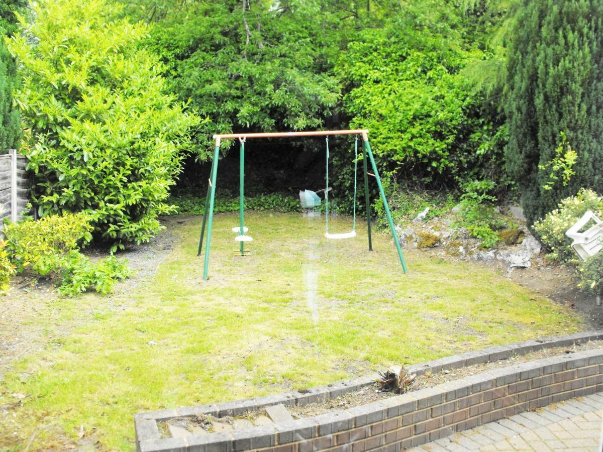 3-Bedroom Comfy Home In Solihull Esterno foto
